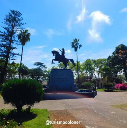 Plaza San Martn - Coln, Entre Ros