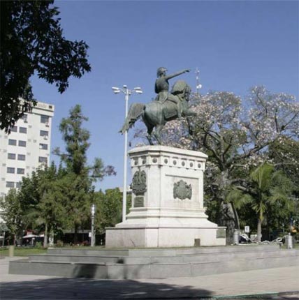 Plaza 25 de Mayo - Concordia, Entre Ríos