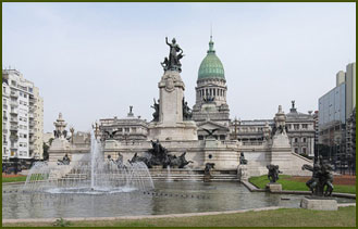 Plaza de los Dos Congresos - Av. de Mayo